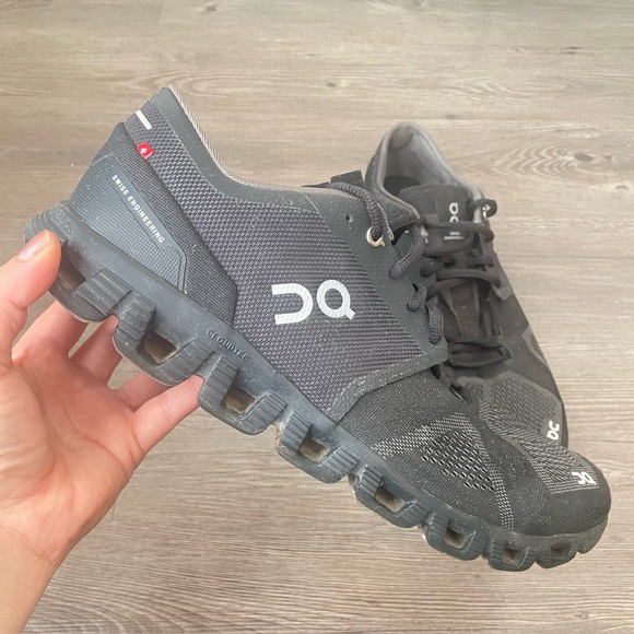 On Running Cloud X Mens 13 Training Workout Lightweight Cushion Black Shoes - Picture 1 of 7